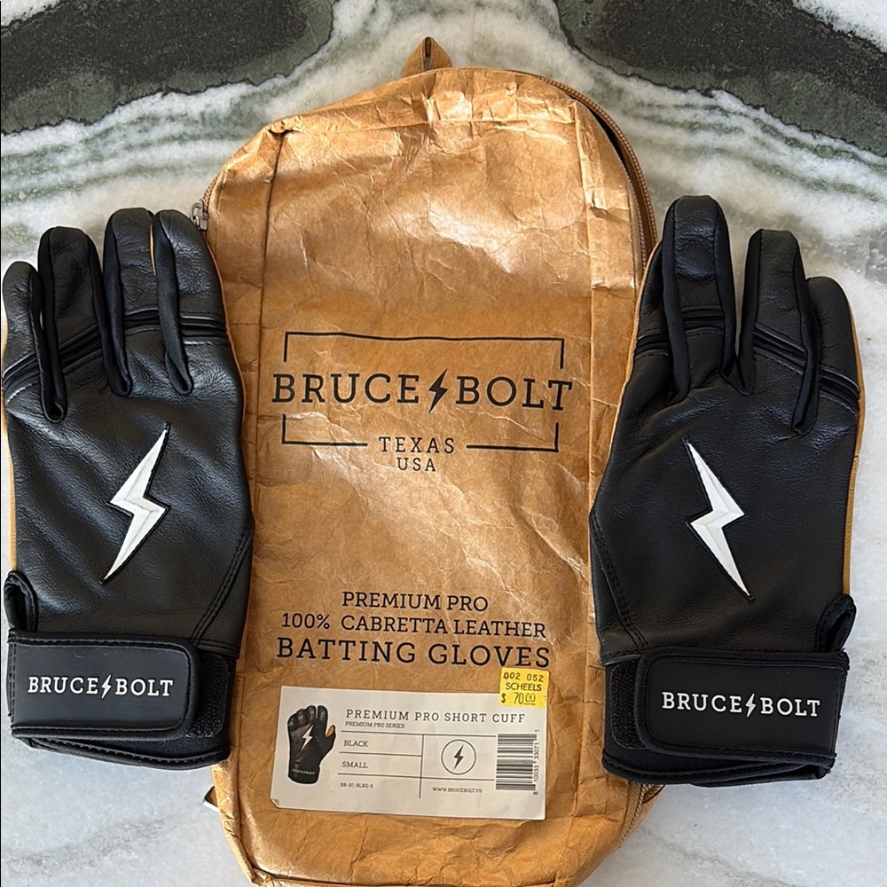 GENUINE LEATHER BRUCE BOLT WOMEN'S BATTING GLOVES - WORN ONCE!